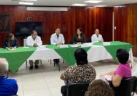 Pacientes oncológicos y autoridades del IMSS Veracruz Sur sostienen reunión de trabajo