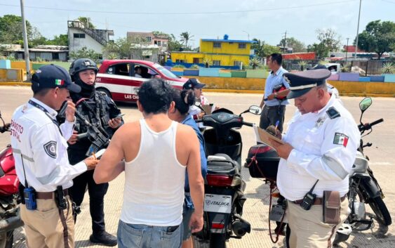 Aseguran 45 motocicletas sin placas durante operativo vial en Coatzacoalcos