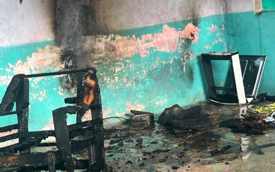 INCENDIO EN CASA ABANDONADA EN LA COL. AMPL. NETZAHUALCOYOTL PRESUNTAMENTE PROVOCADO