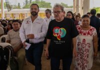 Llega ‘Veracruz Lee’ a Coatzacoalcos y anuncia alcalde tótems “Vientos del Pueblo” para acercar la lectura a las colonias