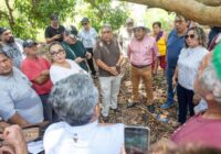Guillermo Reyes Espronceda se reúne con habitantes de la congregación Mapachapa