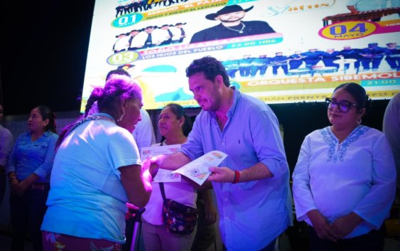 Cosoleacaque presente en la celebración del Cristo Negro en Otatitlán