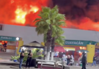 Incendio en Feria de Tabasco 2026 ‘arrasa’ con 200 locales; hay 5 personas muertas