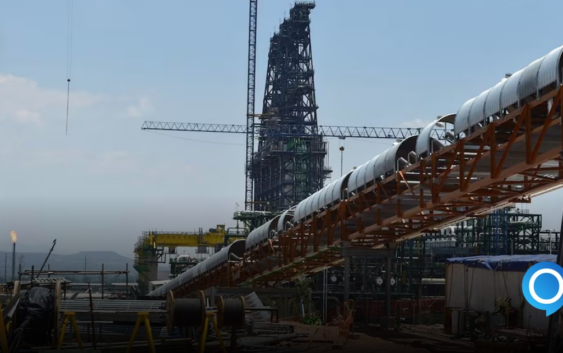 Pemex reporta nueva fuga de vapor en refinería Dos Bocas