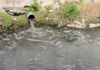 Vecinos Soteapan bloquean Platanillo, manantial que surte agua en Acayucan, Oluta y Soconusco