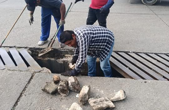 Gobierno de Minatitlán fortalece el sistema de drenaje pluvial
