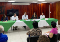Pacientes oncológicos y autoridades del IMSS Veracruz Sur sostienen reunión de trabajo