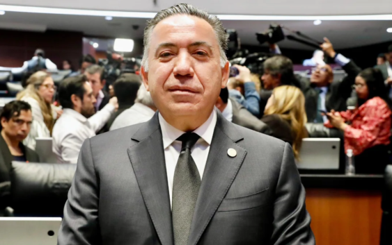‘Estoy en Sinaloa’: senador Inzunza niega contacto con EU tras acusaciones de narcotráfico