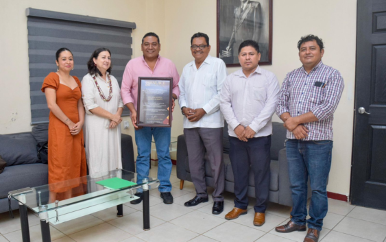 ¡Reconocimiento al buen gobierno en Sayula de Alemán!
