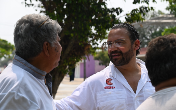 Supervisa alcalde de Coatzacoalcos rehabilitación de drenajes y pavimentación con concreto hidráulico