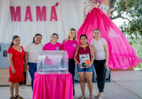 LLEVAN FESTEJO DEL DÍA DE LAS MADRES A LA COMUNIDAD DE TENEJAPA