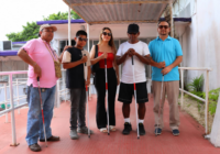 Con apoyo del DIF, avanzan participantes del taller en uso del bastón blanco Con apoyo del DIF, avanzan participantes del taller en uso del bastón blanco