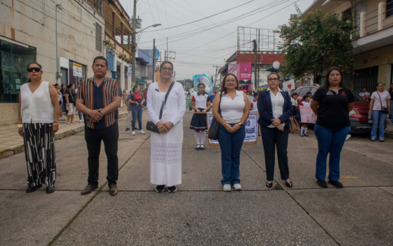 Gobierno de Minatitlán realiza Caminata Infantil por la Salud