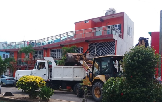 Suman 87 toneladas de cacharros retirados en tres Jornadas de Descacharrización en Coatzacoalcos