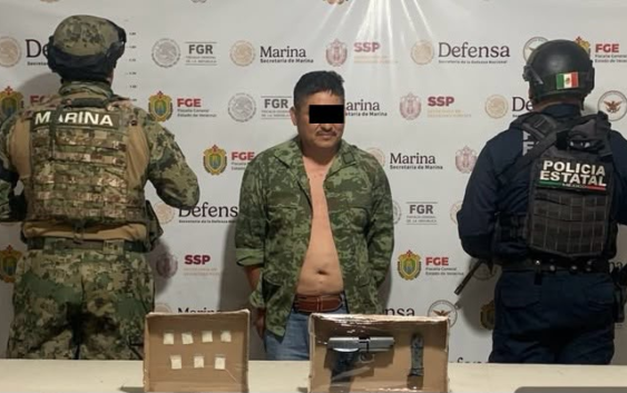 Reporta SSP aseguramiento de 445 kilos de presunta droga y 111 armas largas