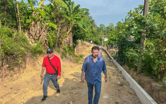Obra pública y atención ciudadana avanzan de la mano en Cosoleacaque