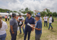 Alcalde de Cosoleacaque acerca servicios municipales a familias de la colonia Infonavit Paquital Alcalde de Cosoleacaque acerca servicios municipales a familias de la colonia Infonavit Paquital