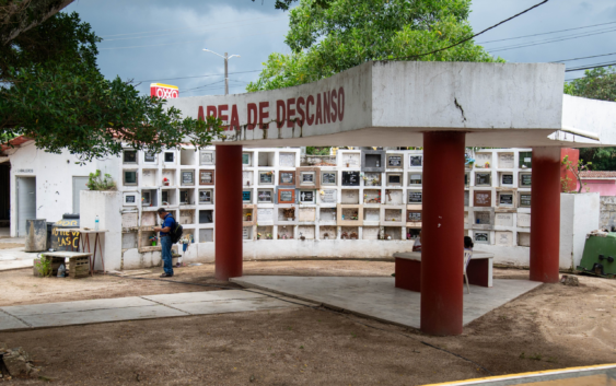 Concluye registro de albañiles; solo 31 trabajadores autorizados podrán laborar en los panteones de Coatzacoalcos