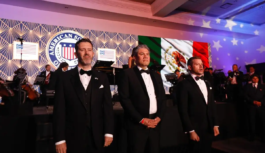 Larry Rubin propone “tratado de lucha contra el crimen”, en cena anual de la American Society
