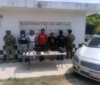 Detienen a 3 personas y aseguran arsenal en operativo en Minatitlán, Veracruz