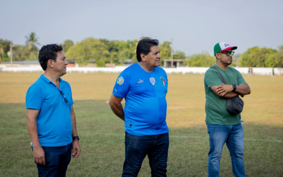 Garduza entrega segunda dotación de material deportivo a la Escuela Municipal de Béisbol de Oluta