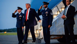 Trump llega a los 80 años con la obsesión de ser alabado; crecen dudas sobre su salud y la Casa Blanco lo descarta