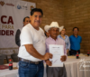 A los 85 años, campesino de Oluta cumple su sueño de aprender