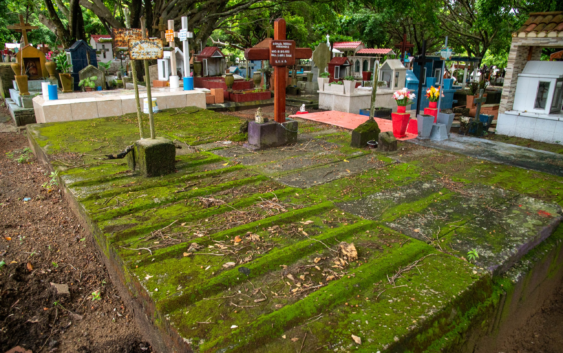 Arranca histórico censo de tumbas en el panteón Lomas de Barrillas; iniciarán con casi 4 mil lápidas