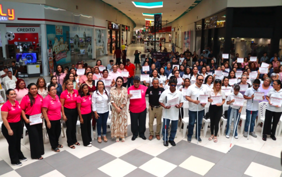 95 alumnos culminan con éxito los talleres del DIF Coatzacoalcos