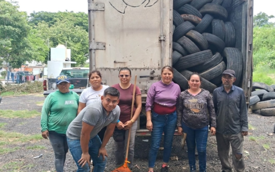 Más de 3 mil llantas en desuso dejan de contaminar en Coatzacoalcos tras ser trasladadas para su aprovechamiento
