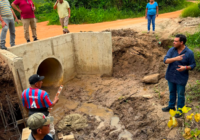 Cirilo Vázquez Parissi supervisa obras en el barrio Tercero de Cosoleacaque Cirilo Vázquez Parissi supervisa obras en el barrio Tercero de Cosoleacaque