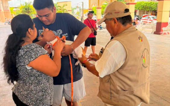 ARRANCA EN OLUTA CAMPAÑA GRATUITA DE VACUNACIÓN ANTIRRÁBICA