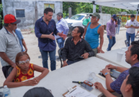 Cirilo Vázquez Parissi acerca servicios municipales a la colonia Agustín Acosta Lagunes