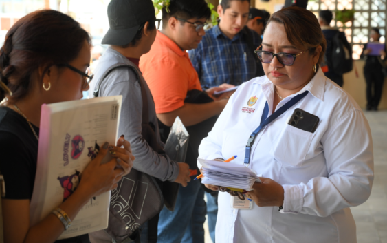 Programa Empléate abre oportunidades laborales para 911 personas en Coatzacoalcos