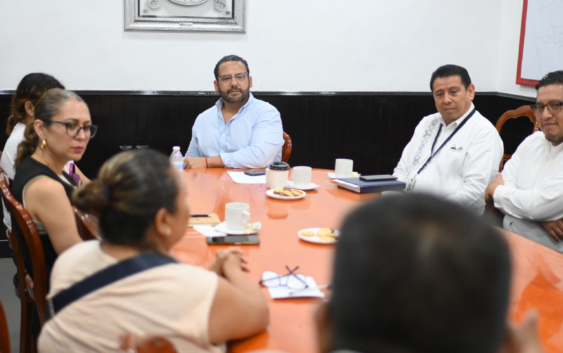 Gestiona Pedro Miguel Rosaldo acuerdos con CFE para atender apagones en el poniente de Coatzacoalcos