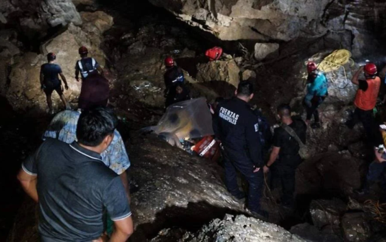 Rescatistas de Zongolica participaron en búsqueda en grutas de Cuetzalan
