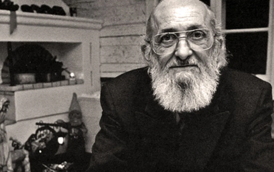 La Escuela No Está Diseñada para Liberarte. Freire lo Explicó Hace 50 Años.