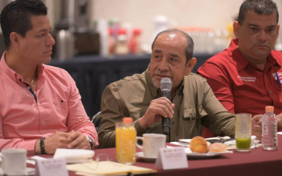 Guillermo Reyes Espronceda participa en reunión estatal con CFE para fortalecer el servicio eléctrico