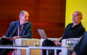 El Mundial agoniza y la correspondencia espistolar futbolera entre Martín Caparrós y Juan Villoro continúa