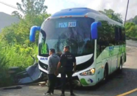 Un Niño de 3 Años Muerto y 15 Lesionados Deja Accidente de Autobús en la Carretera México-Tuxpan Un Niño de 3 Años Muerto y 15 Lesionados Deja Accidente de Autobús en la Carretera México-Tuxpan