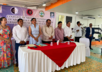 Federación de licenciados en derecho del Estado de Veracruz, otorgó medalla y condecoración especial a Abogado sayuleño Federación de licenciados en derecho del Estado de Veracruz, otorgó medalla y condecoración especial a Abogado sayuleño