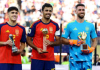 Premios del Mundial 2026: Mbappé, Rodri, Unai Simón y Cubarsí reciben los reconocimientos de FIFA Premios del Mundial 2026: Mbappé, Rodri, Unai Simón y Cubarsí reciben los reconocimientos de FIFA