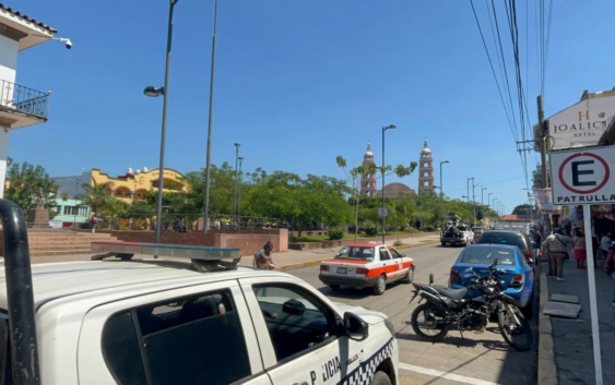 Investigan presunto intento de extorsión contra papelería en el centro de Acayucan