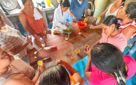 Realizan taller de elaboración de salsas y mermeladas en Las Limas