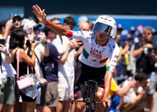 Isaac del Toro escribe historia, tras ganar la segunda etapa del Tour de Francia