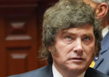 Milei decreta expulsión de extranjeros que insulten a Argentina: ‘quien ataque no es bienvenido’