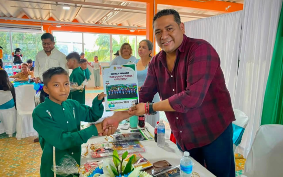 Una nueva generación que llena de orgullo a Sayula de Alemán