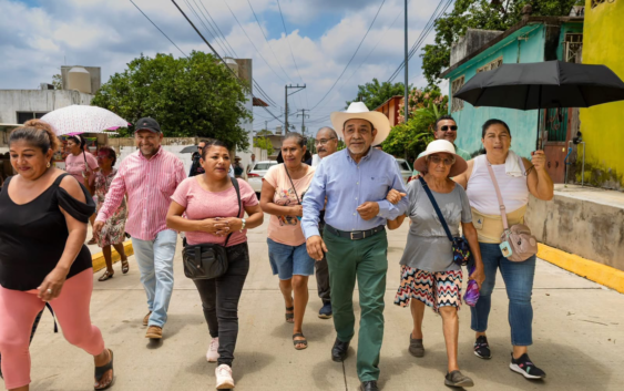 Guillermo Reyes Espronceda inicia obra de puente en la Benito Juárez