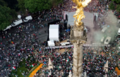 Ángel de la Independencia se queda sin festejo; aficionados abandonan el Zócalo